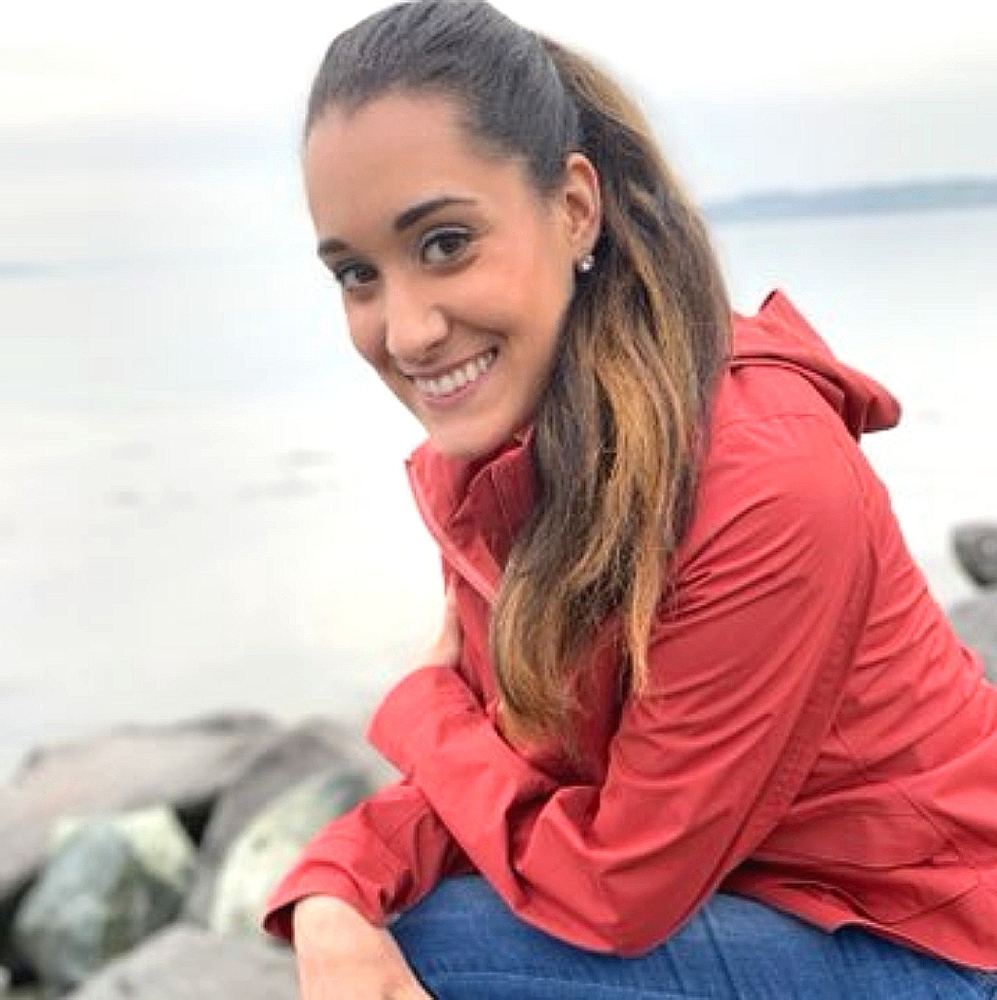 Meet your Posher, Angela